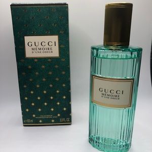 Gucci Mémoire d'une Odeur Green and Gold Bottle